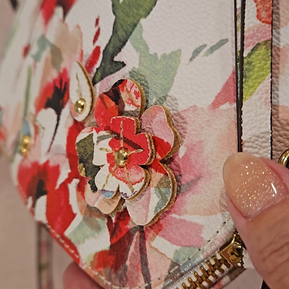 Liz Claiborne floral crossbody adjustable strap pink floral adjustable strap EUC - Picture 4 of 13